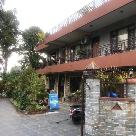 Hotel Mandala Pokhara Esterno foto